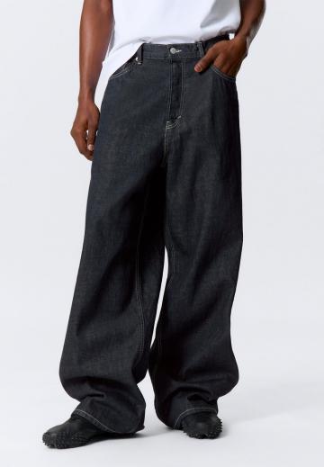 Свободные джинсы
