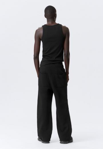 Спортивные штаны