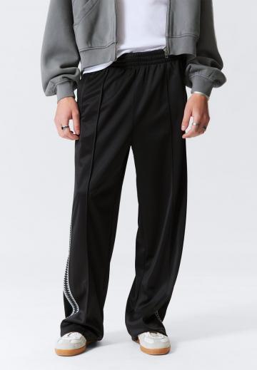 Спортивные штаны