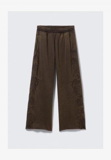 Спортивные штаны