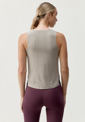 Спортивный топ