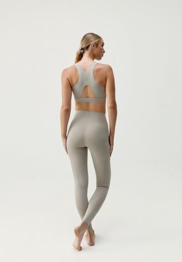 Спортивный бюстгальтер