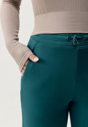 Спортивные штаны