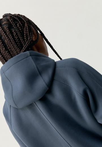 Спортивная толстовка