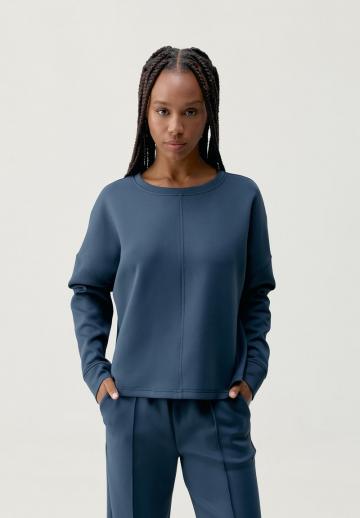 Спортивная толстовка