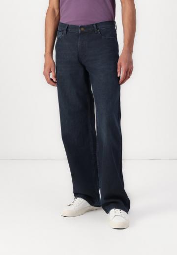 Свободные джинсы