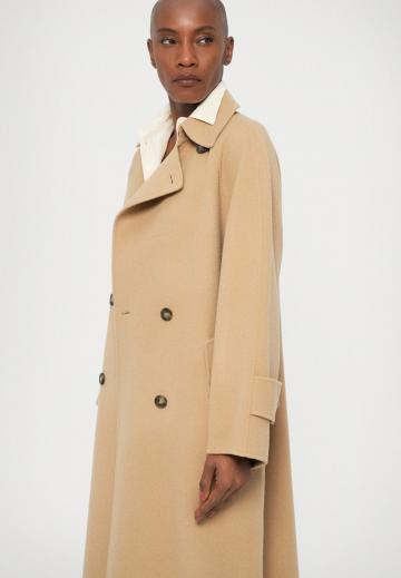 Шерстяное пальто