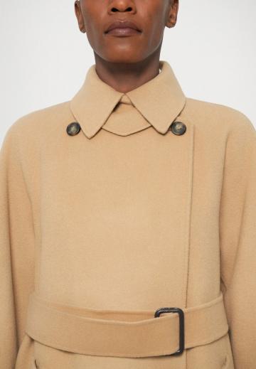 Шерстяное пальто