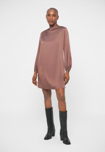 Коктейльное платье