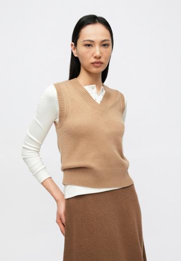 Пуловер без рукавов