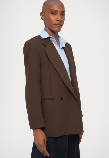 Длинный блейзер