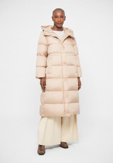 Пуховое пальто