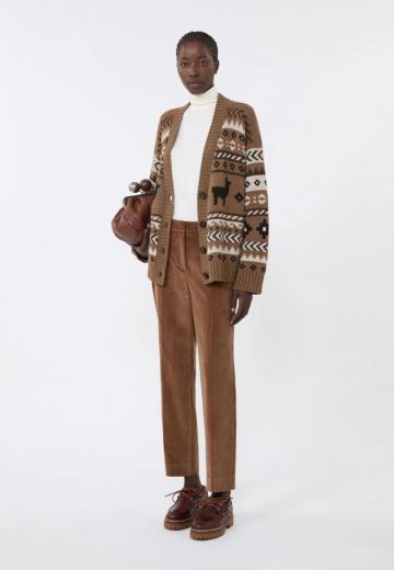 Жаккардовая вязаная кофта