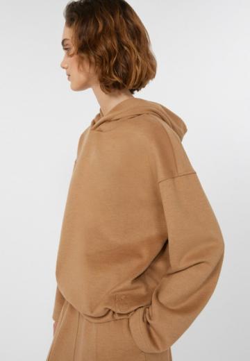 Пуловер с капюшоном