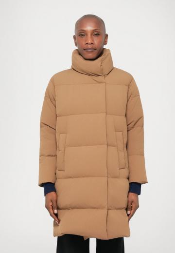 Пуховое пальто