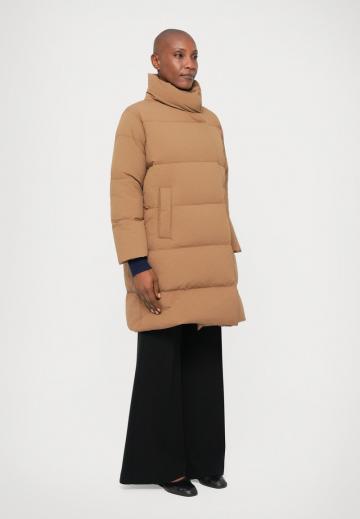 Пуховое пальто