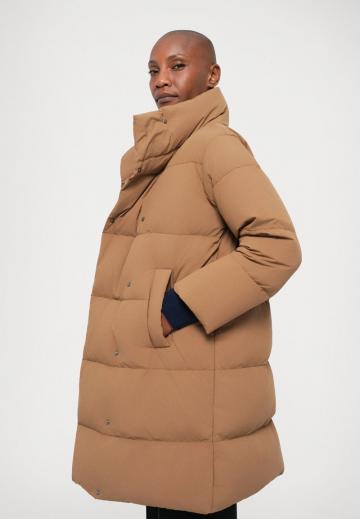 Пуховое пальто