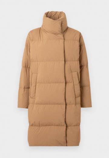 Пуховое пальто