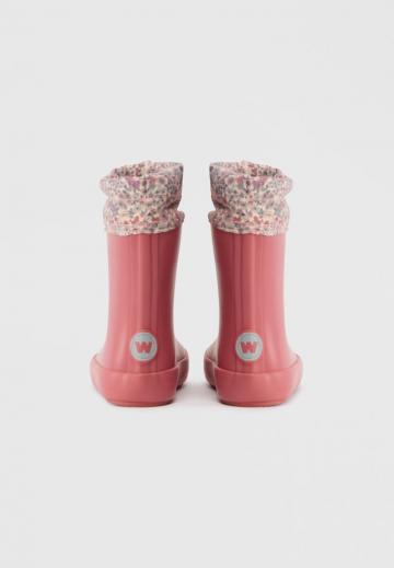 Резиновые сапоги