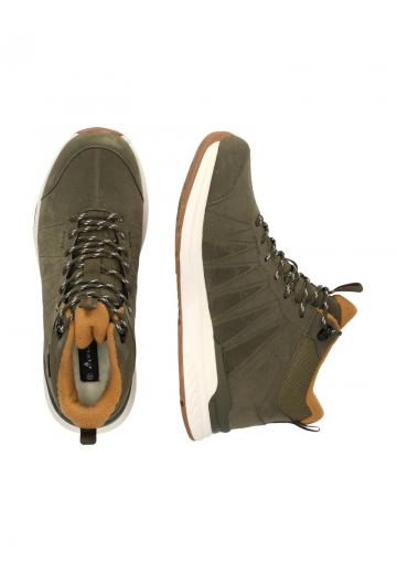 Походные ботинки