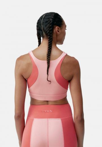 Спортивный топ