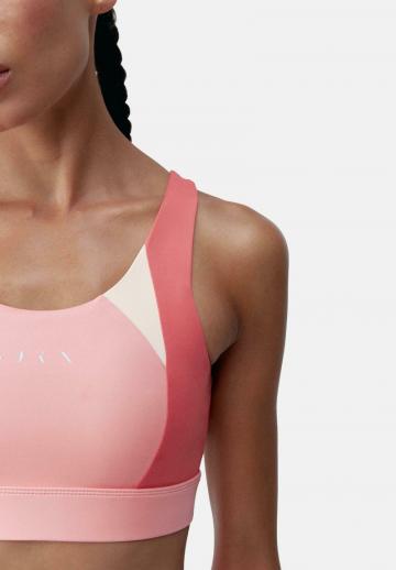 Спортивный топ