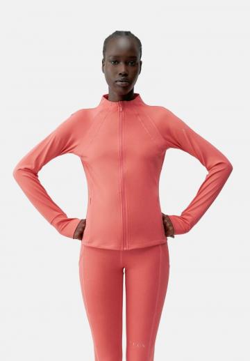 Спортивная куртка