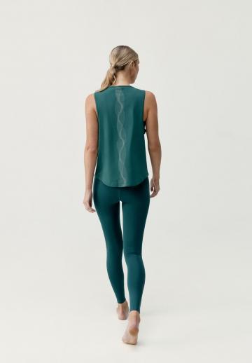 Спортивный топ