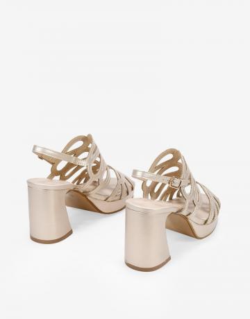 Гандбольные кроссовки