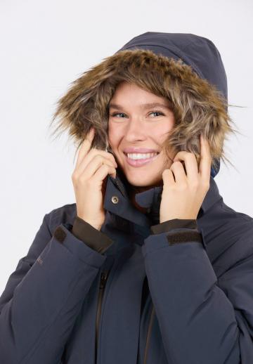 Спортивная куртка