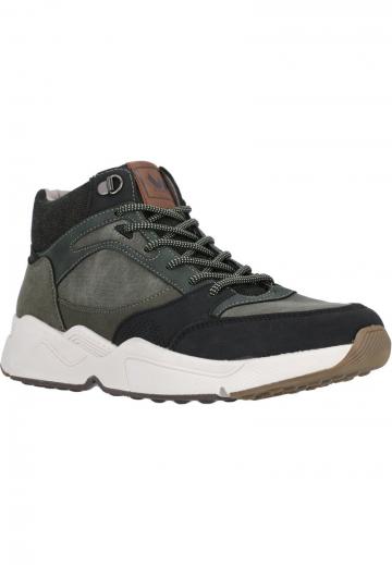 Походные ботинки