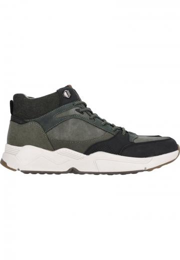 Походные ботинки