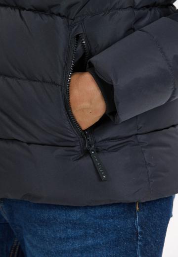 Спортивная куртка