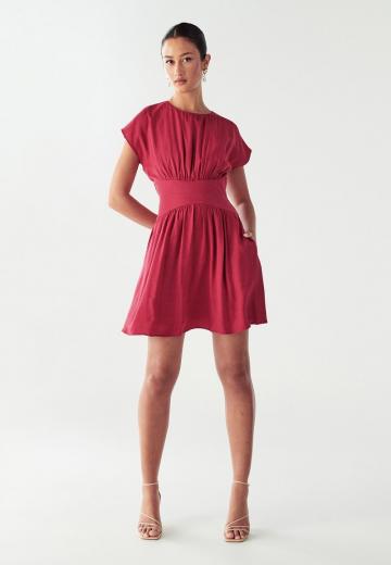 Короткое платье