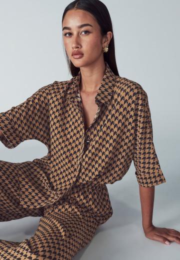 Длинная блузка