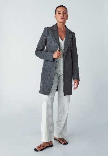 Короткое пальто