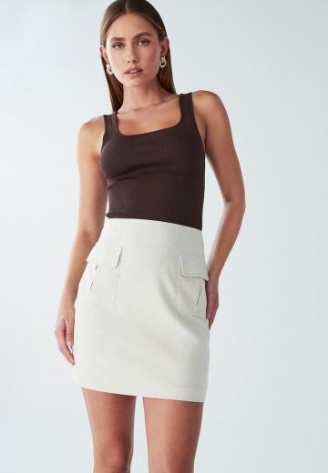 Юбка с накладными карманами