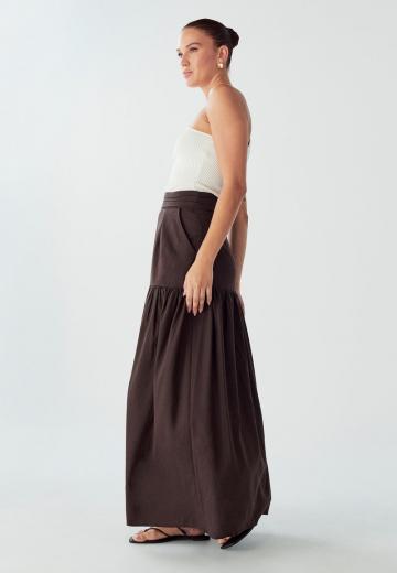 Юбка с накладными карманами