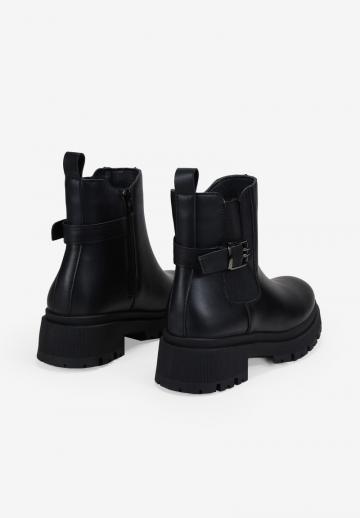 Полусапожки на платформе