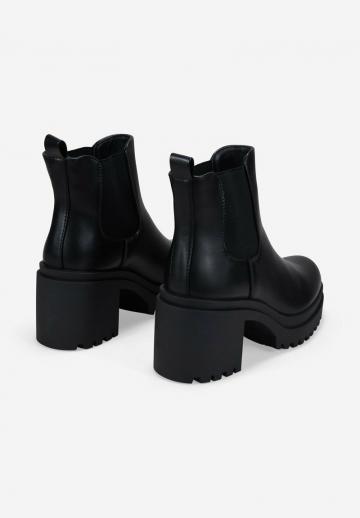 Ботинки челси