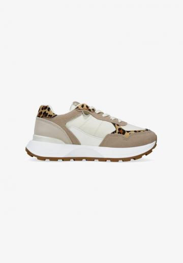 Гандбольные кроссовки