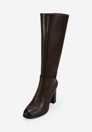 Высокие сапоги