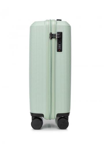 Чемодан на колесах