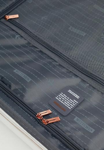 Чемодан на колесах