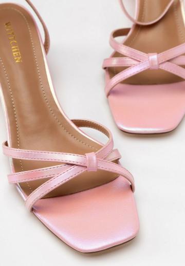 Гандбольные кроссовки