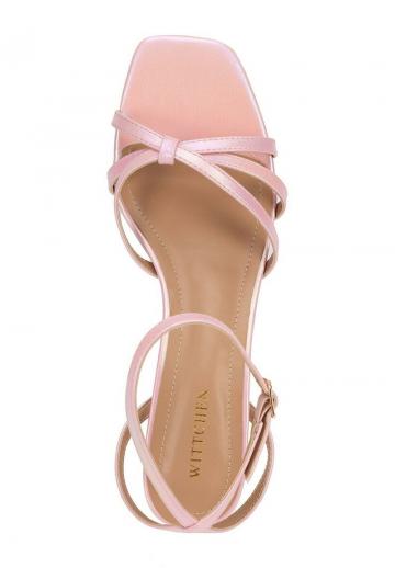 Гандбольные кроссовки