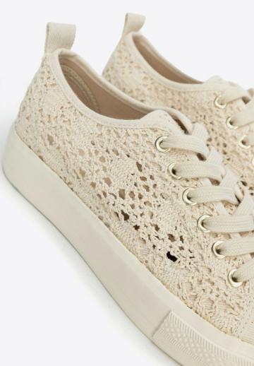 Гандбольные кроссовки