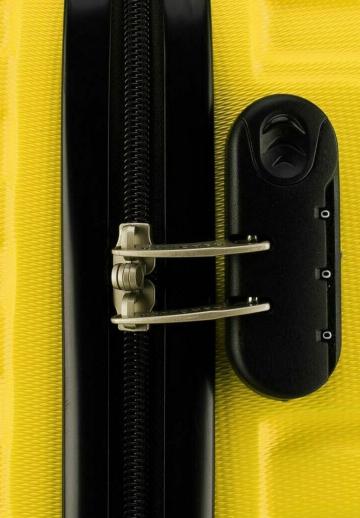 Чемодан на колесах