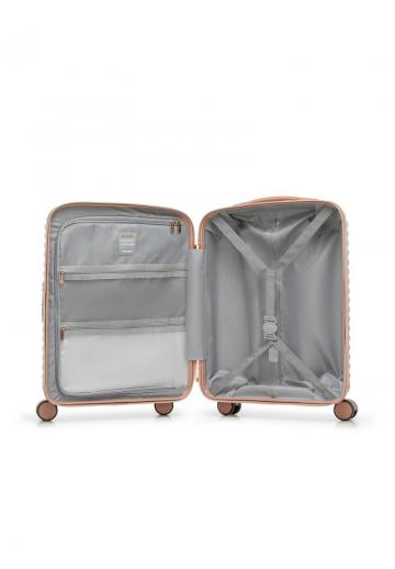 Чемодан на колесах