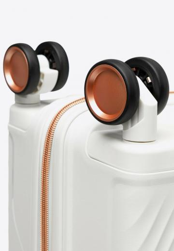 Чемодан на колесах